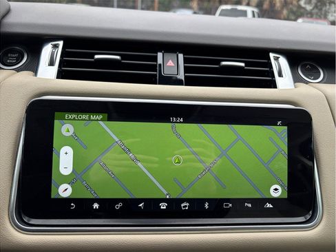 Used 2021 Land Rover Range Rover Sport HSE Silver Edition image 32