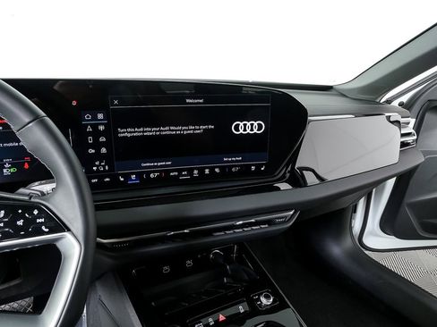 Used 2025 Audi A5 2.0T Premium Plus w/ Premium Plus AWD/4WD image 13
