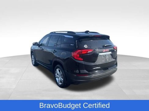Used 2019 GMC Terrain SLE w/ Driver Convenience Package image 2