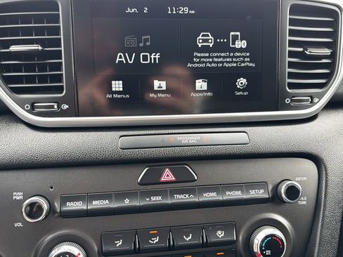 Used 2021 Kia Sportage LX AWD/4WD image 23