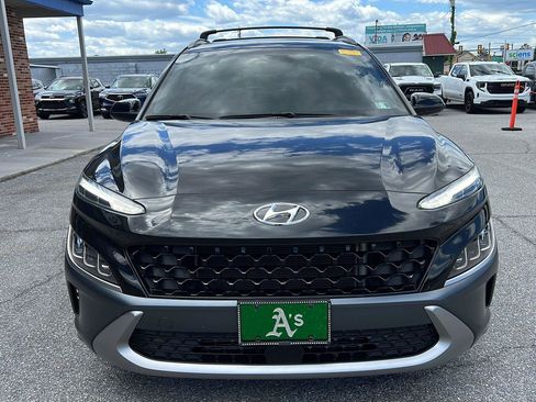Used 2023 Hyundai Kona Limited AWD/4WD image 8