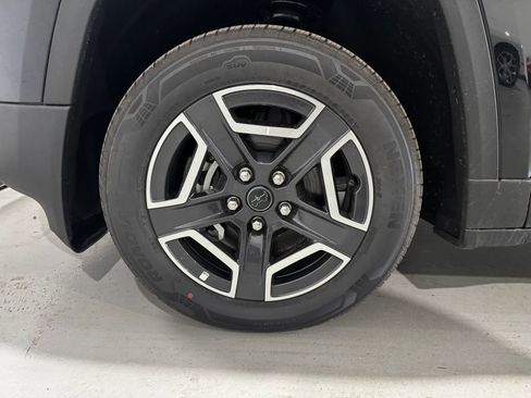 New 2026 Jeep Cherokee Limited AWD/4WD image 8