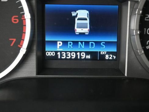 Used 2017 Toyota Tundra SR5 w/ TRD Off Road Package AWD/4WD image 19
