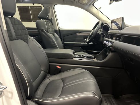 Used 2026 Honda Pilot Elite image 31