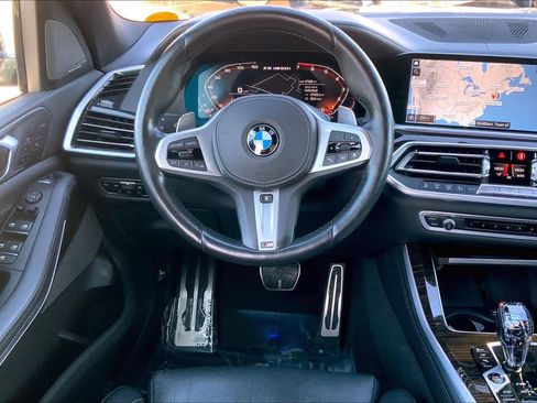 Used 2021 BMW X5 M50i w/ Executive Package image 6