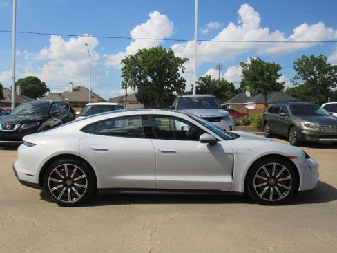 Used 2023 Porsche Taycan Premium Package w/ Premium Package image 5