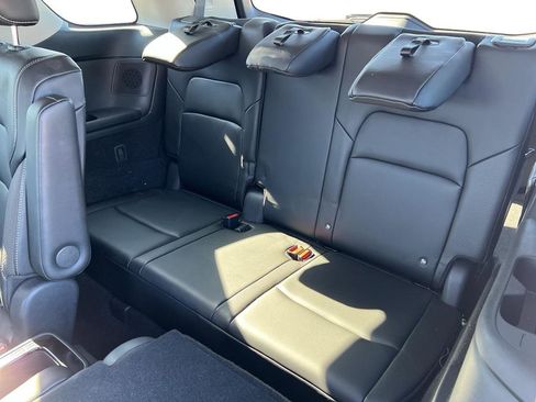 Used 2023 Nissan Pathfinder SL w/ SL Premium Package image 21