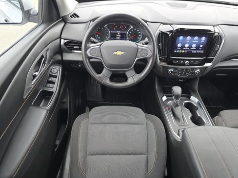 Used 2021 Chevrolet Traverse LT w/ LPO, Floor Liner Package image 20