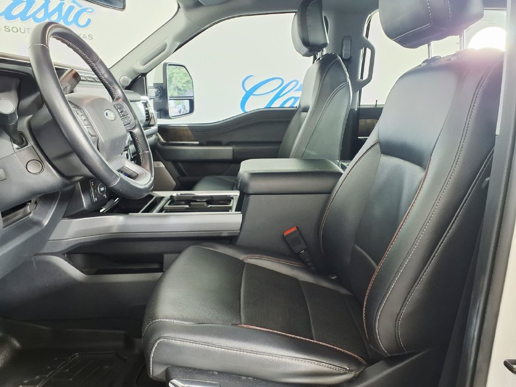 Used 2023 Ford F250 Lariat w/ Lariat Ultimate Package AWD/4WD image 13