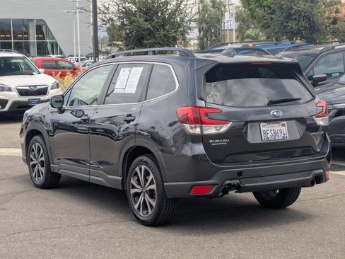 Used 2019 Subaru Forester Limited AWD/4WD image 3