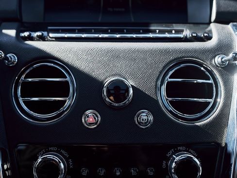 Used 2019 Rolls-Royce Cullinan image 71