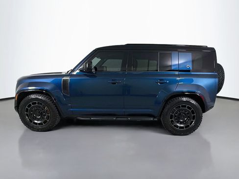 Used 2026 Land Rover Defender 110 OCTA AWD/4WD image 8