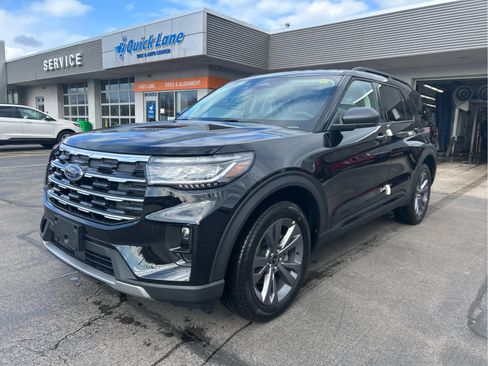 New 2026 Ford Explorer Active w/ Active Comfort Package image 5