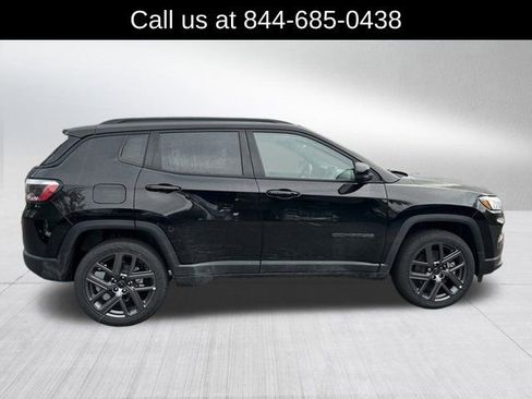 New 2026 Jeep Compass Limited image 4
