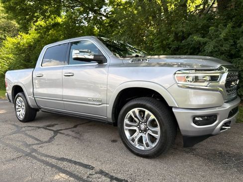 Used 2022 RAM 1500 Limited w/ Body Color Bumper Group AWD/4WD image 51