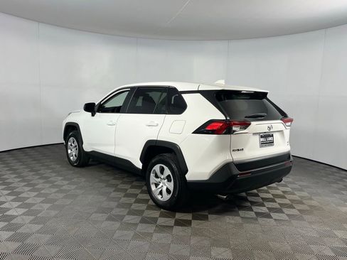 Used 2025 Toyota RAV4 LE image 8