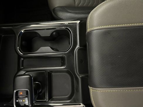 Used 2024 Chevrolet Silverado 1500 ZR2 w/ Technology Package image 23