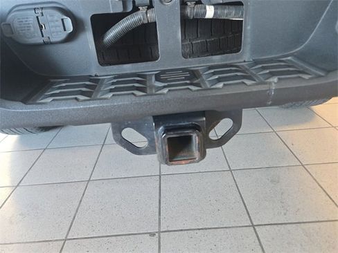 Used 2016 Toyota Tacoma TRD Sport image 26