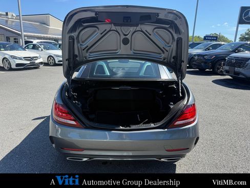 Used 2017 Mercedes-Benz SLC 300 image 24