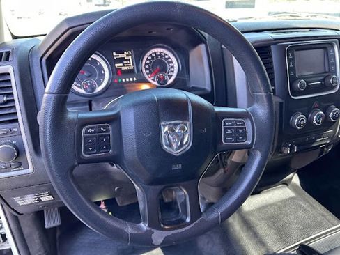 Used 2022 RAM 1500 Tradesman w/ Chrome Appearance Group image 11