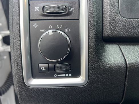 Used 2024 RAM 1500 Classic SLT image 22