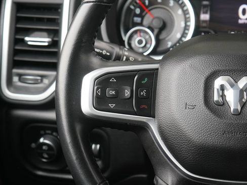 Used 2022 RAM 1500 Big Horn AWD/4WD image 16