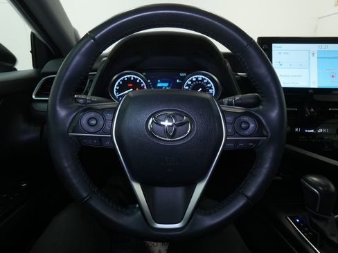 Used 2023 Toyota Camry XLE w/ Navigation Package image 38