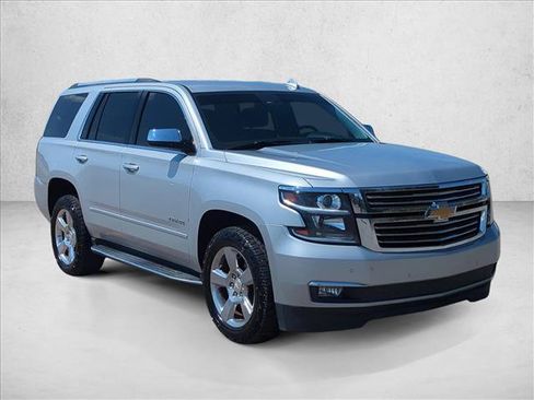 Used 2017 Chevrolet Tahoe Premier RWD image 3