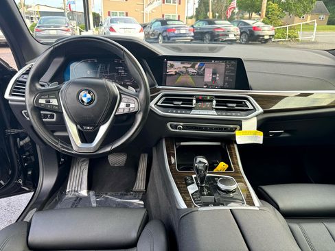Used 2021 BMW X5 xDrive40i w/ Convenience Package image 16