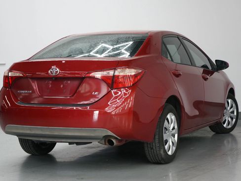 Used 2019 Toyota Corolla LE image 7