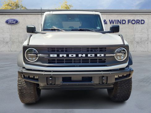 Used 2022 Ford Bronco Black Diamond w/ Sasquatch Package AWD/4WD image 2