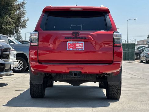 Used 2014 Toyota 4Runner SR5 Premium AWD/4WD image 8