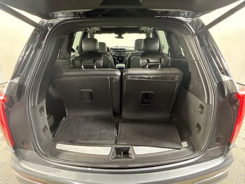 Used 2020 Cadillac XT6 Premium Luxury image 35