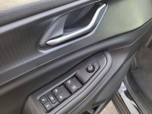 New 2025 Jeep Grand Cherokee Laredo X image 15