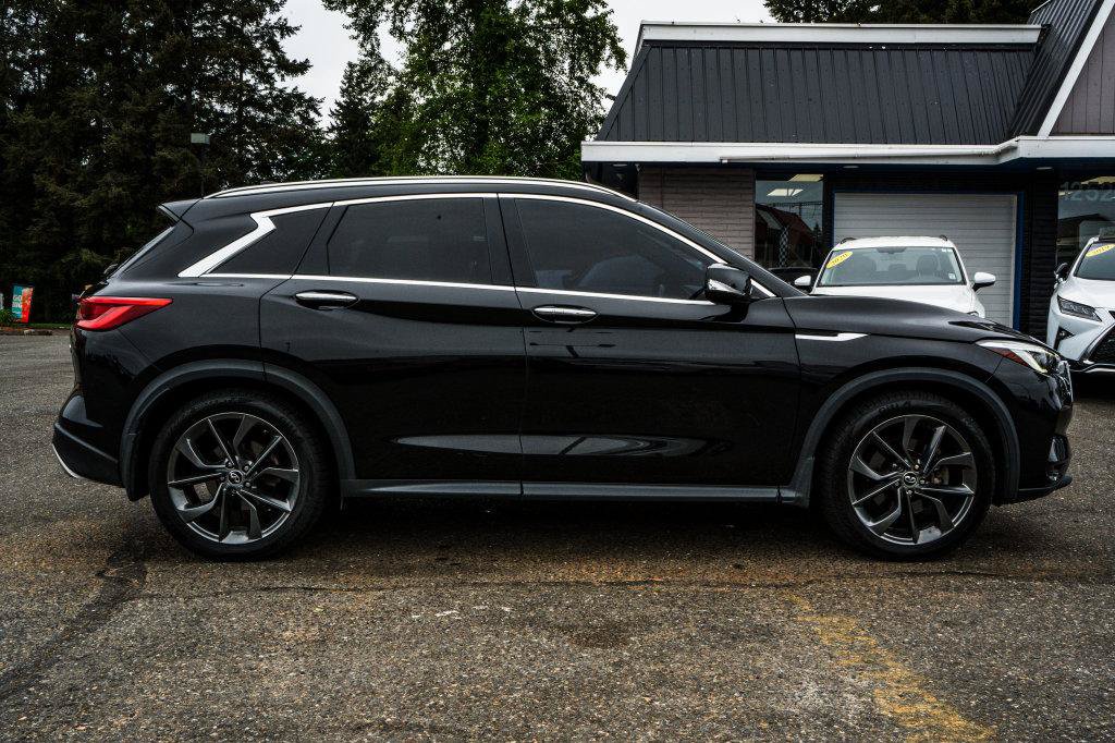 Used 2019 INFINITI QX50 Essential w/ Sensory Package AWD/4WD image 5
