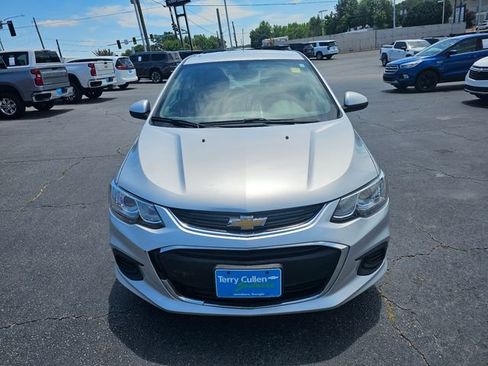 Used 2020 Chevrolet Sonic LT FWD image 3