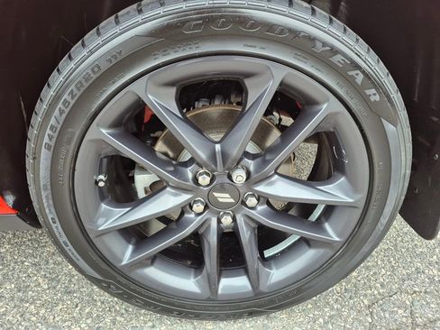 Used 2023 Dodge Challenger GT w/ Plus Package image 8