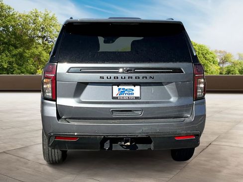 Used 2021 Chevrolet Suburban Z71 w/ Max Trailering Package image 2