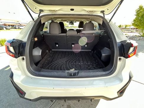 Used 2025 Subaru Crosstrek 2.5i Premium AWD/4WD image 16
