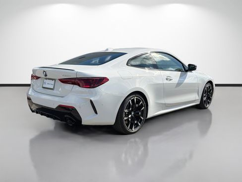 New 2026 BMW 430i Coupe w/ M Sport Package RWD image 3