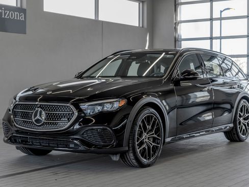 Used 2025 Mercedes-Benz E 450 4MATIC All-Terrain Wagon image 23