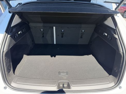 Used 2023 Buick Envision Avenir AWD/4WD image 11