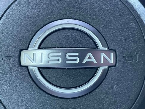 Used 2025 Nissan Kicks SV FWD image 31