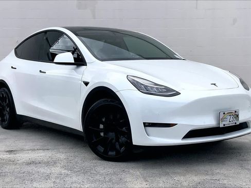 Used 2022 Tesla Model Y Long Range AWD/4WD image 21
