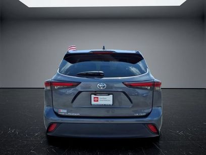 Certified 2024 Toyota Highlander LE
