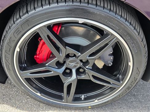 Used 2023 Chevrolet Corvette Stingray Preferred Cpe w/ Engine Appearance Package RWD image 32