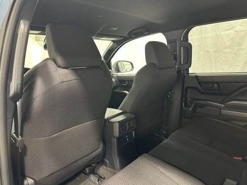 Used 2025 Toyota 4Runner SR5 AWD/4WD image 44