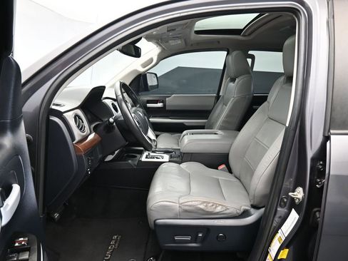 Used 2018 Toyota Tundra Limited image 11