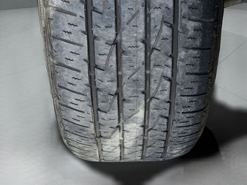 Used 2022 Toyota RAV4 LE image 32