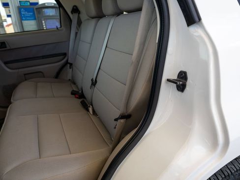 Used 2011 Ford Escape 2WD Hybrid image 11